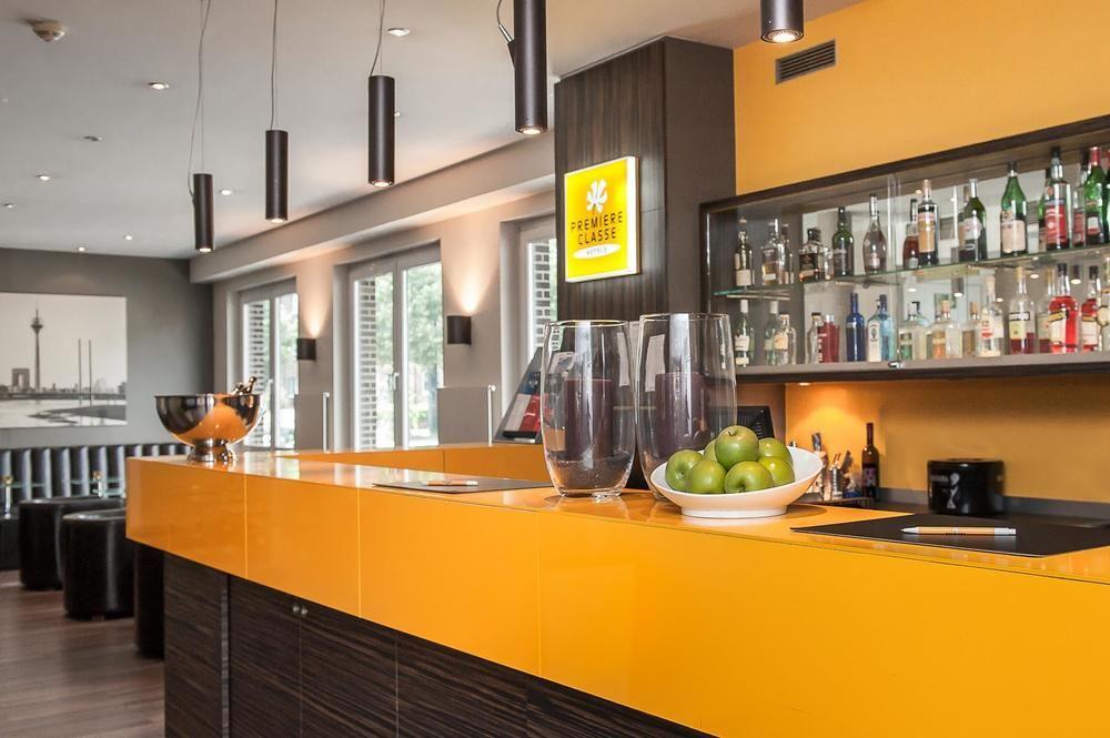 B&B Hotel Duesseldorf City-Sued Bagian luar foto